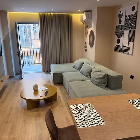Luxury 3 Odeon 2 Min From Sea Parking Vlorë